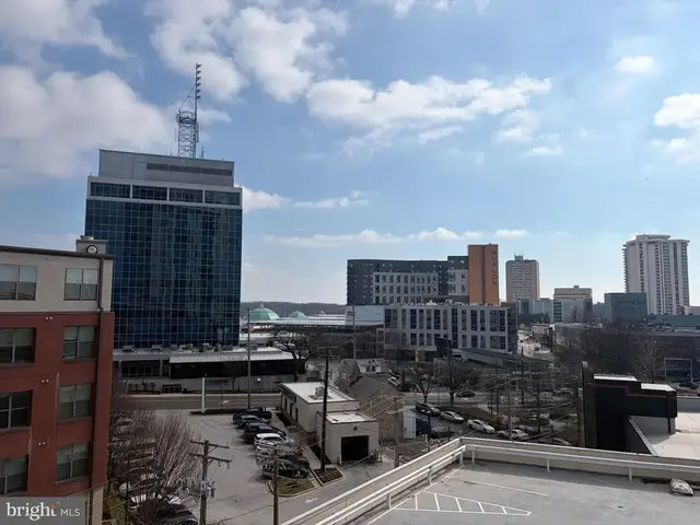 28 Allegheny Ave #908, Baltimore