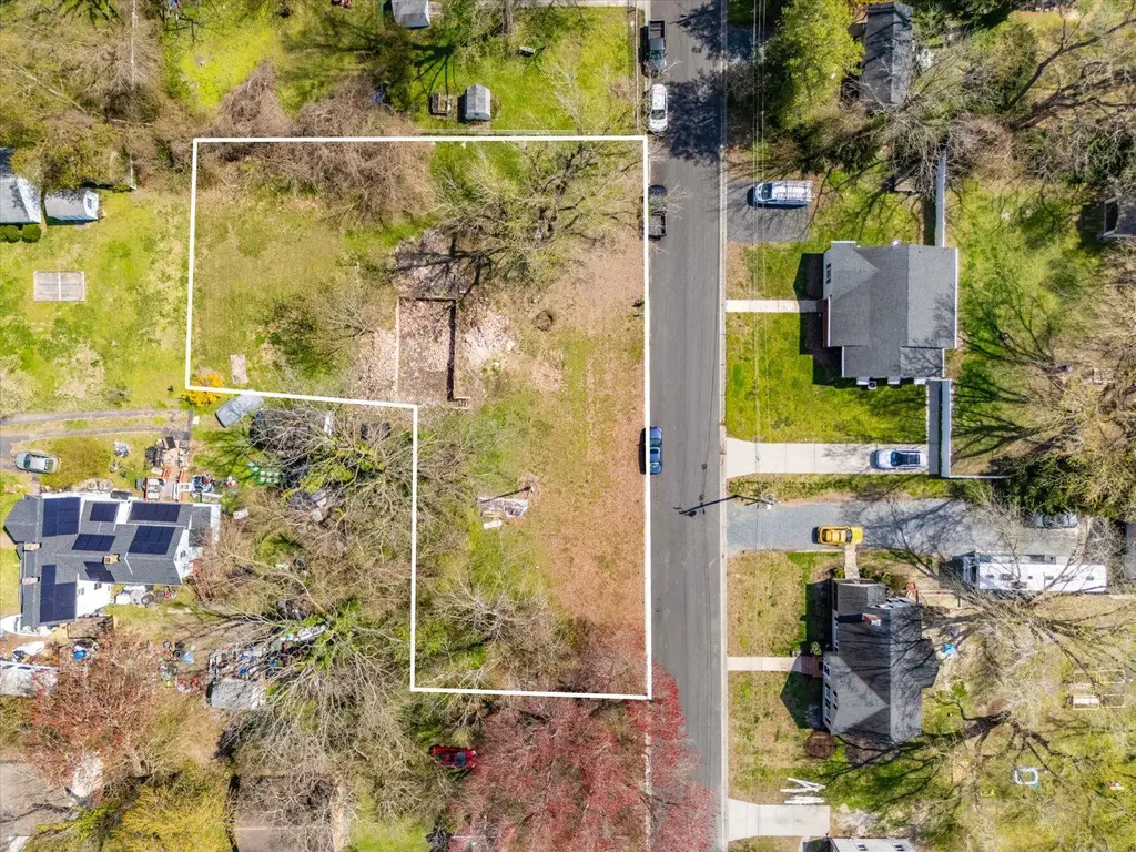 1305 Hazel St, SALISBURY