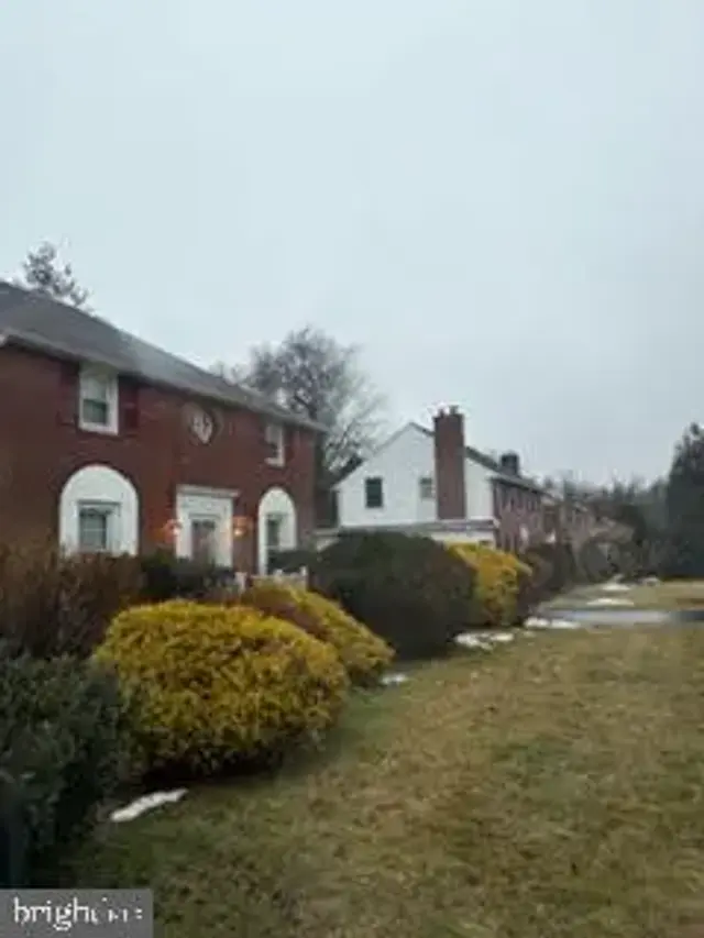 110 Sunset Dr, Wilmington