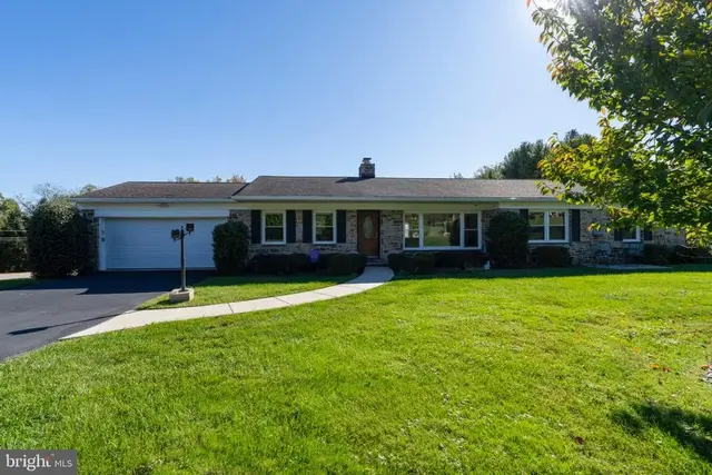 1101 Gypsy Ln W, Towson