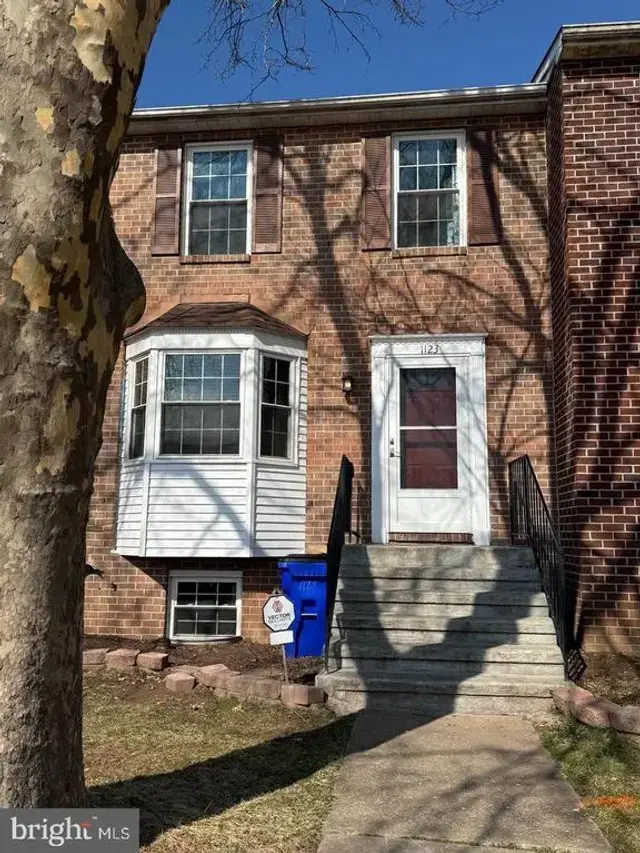 1123 Keswick Pl, Frederick