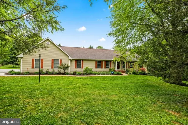 904 Maplehurst Ln, Monkton