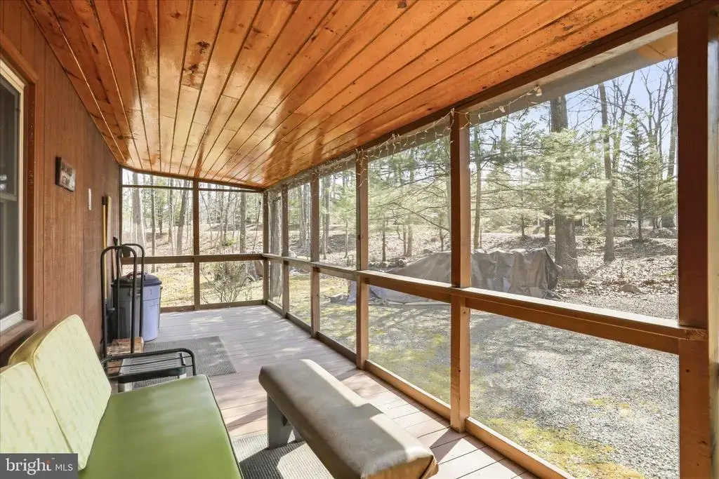 61 Grouse Cir, LOST CITY