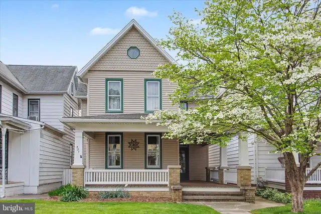 321 E Middle St, Hanover