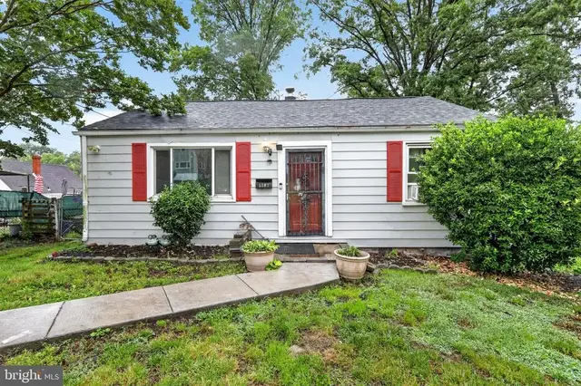 5502 Volta Ave, Bladensburg