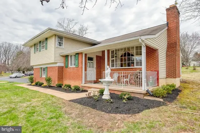 823 Petem Rd, Kingsville