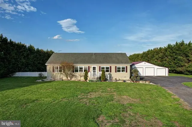 562 Black Swamp Rd, Felton