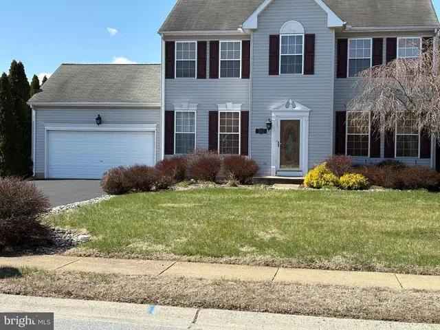 102 Riveredge Dr, New Castle
