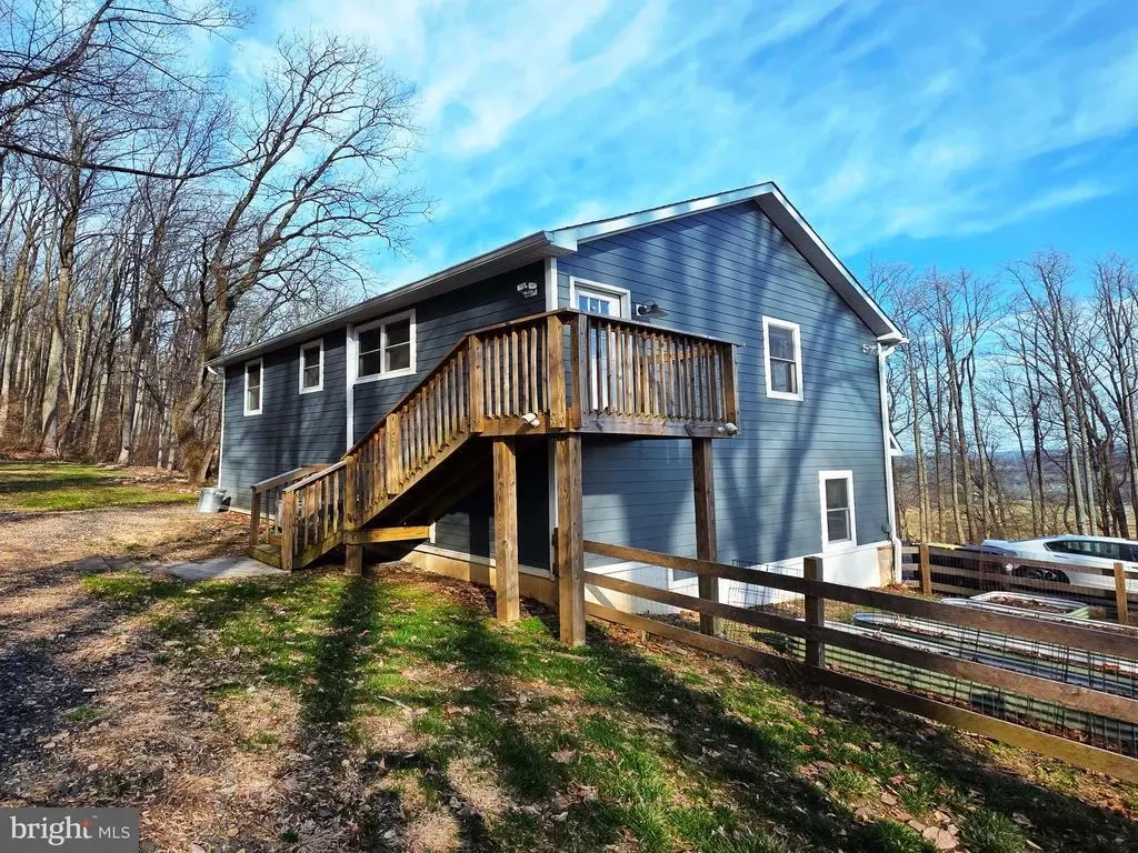 3911 Dogwood Ln #upper, RIEGELSVILLE