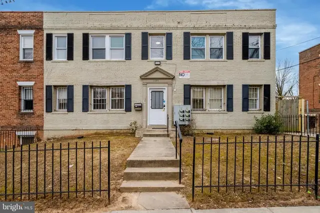 2859 Denver St Se, Washington