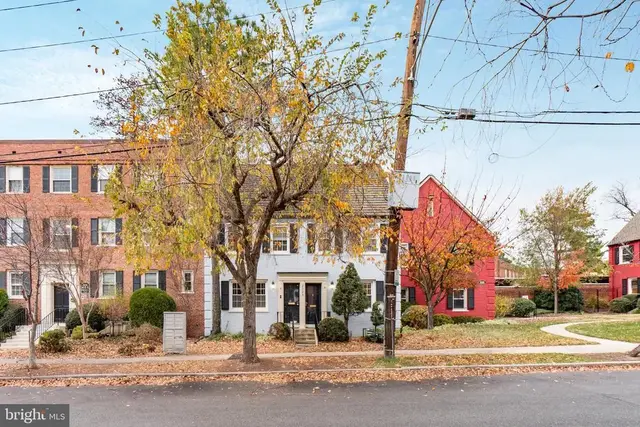 2123 Suitland Ter Se #b, Washington
