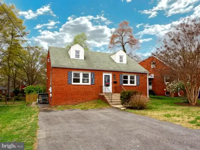 6504 Baltimore, Hyattsville