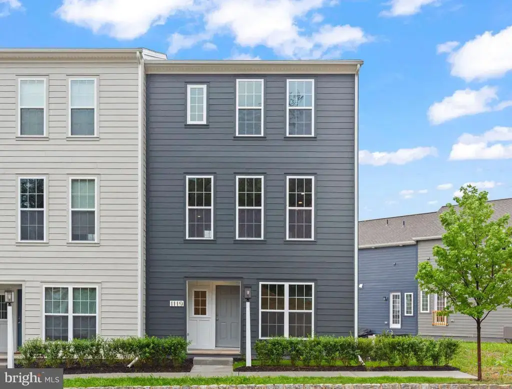1119 James St, MECHANICSBURG