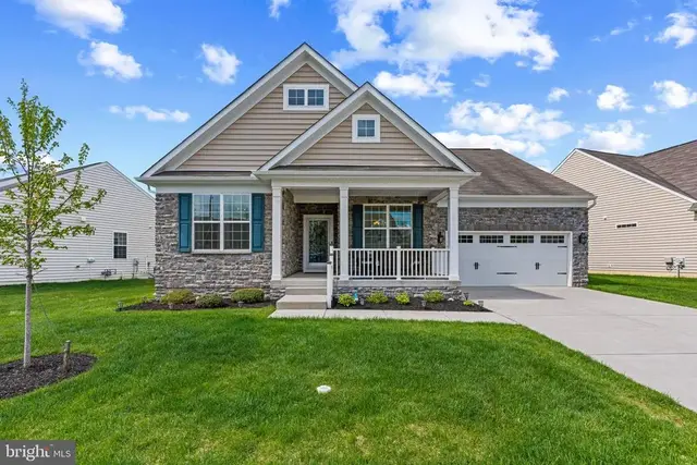 957 River Birch Cir, Middletown