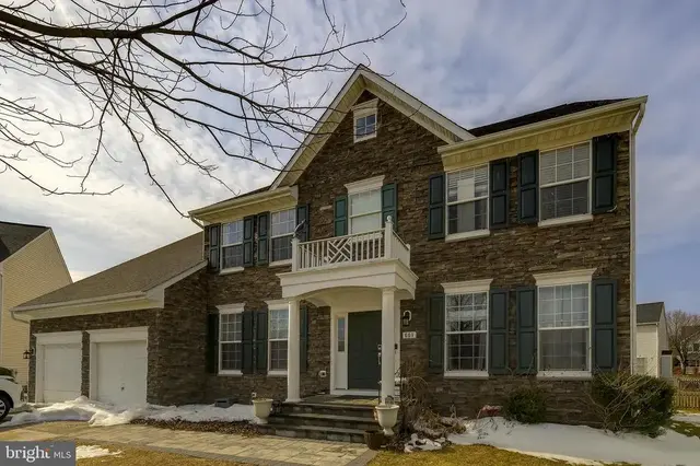 601 Crossover Ct, Frederick
