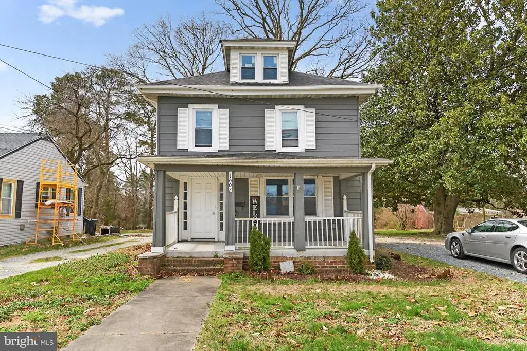 1002-1 W Main St, SALISBURY