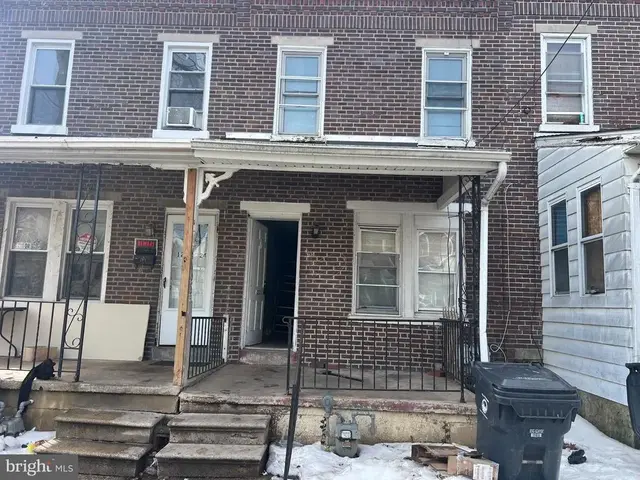 120 E 24th St, Wilmington