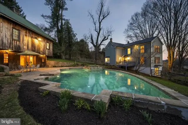 2004 Stringtown Rd, Sparks Glencoe