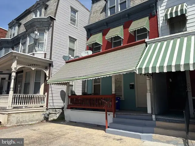 323 Crescent St, Harrisburg