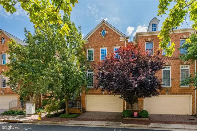 272 Murtha St, Alexandria