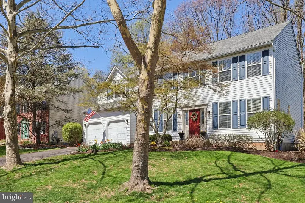 48 Steeplechase Dr, DOYLESTOWN
