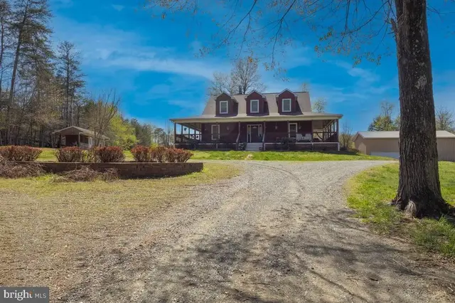 2113 Courthouse Rd, Catlett