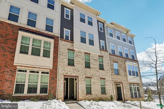 2528 Verona Pl #b, Ellicott City