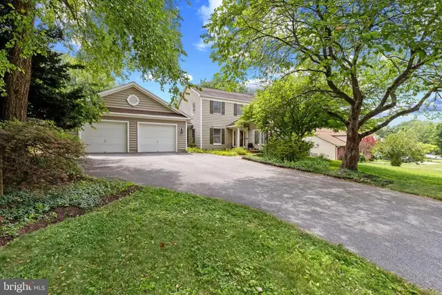 10025 Century Dr, Ellicott City