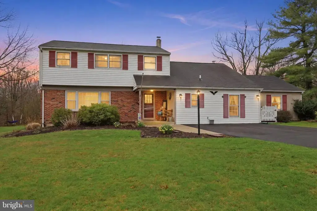 2232 Swamp Rd, FOUNTAINVILLE