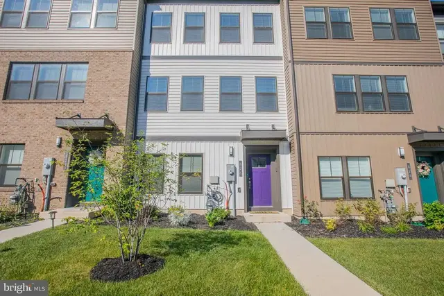 826 Teacher Mitchell Rd, Glen Burnie