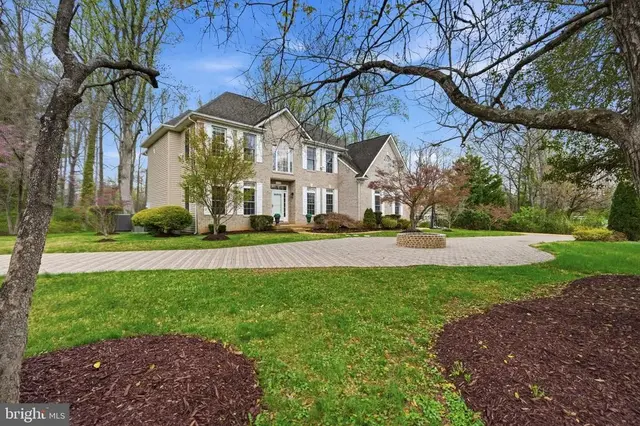 3515 Devon Dr, Falls Church