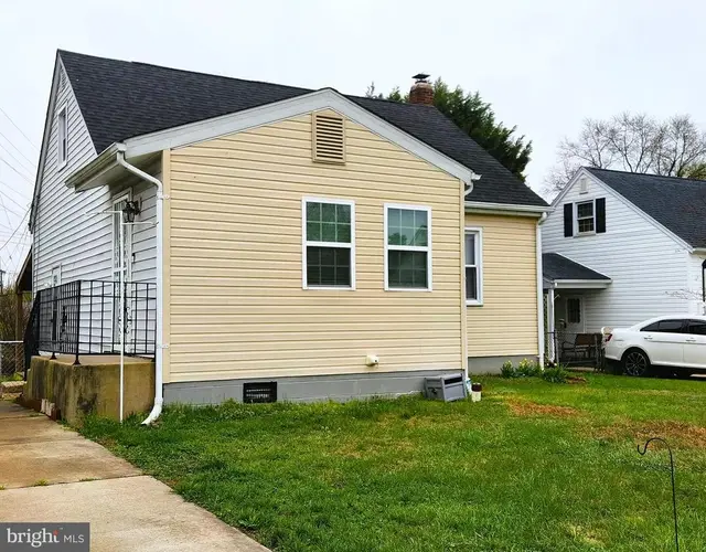 3207 Bryant Ave, Baltimore