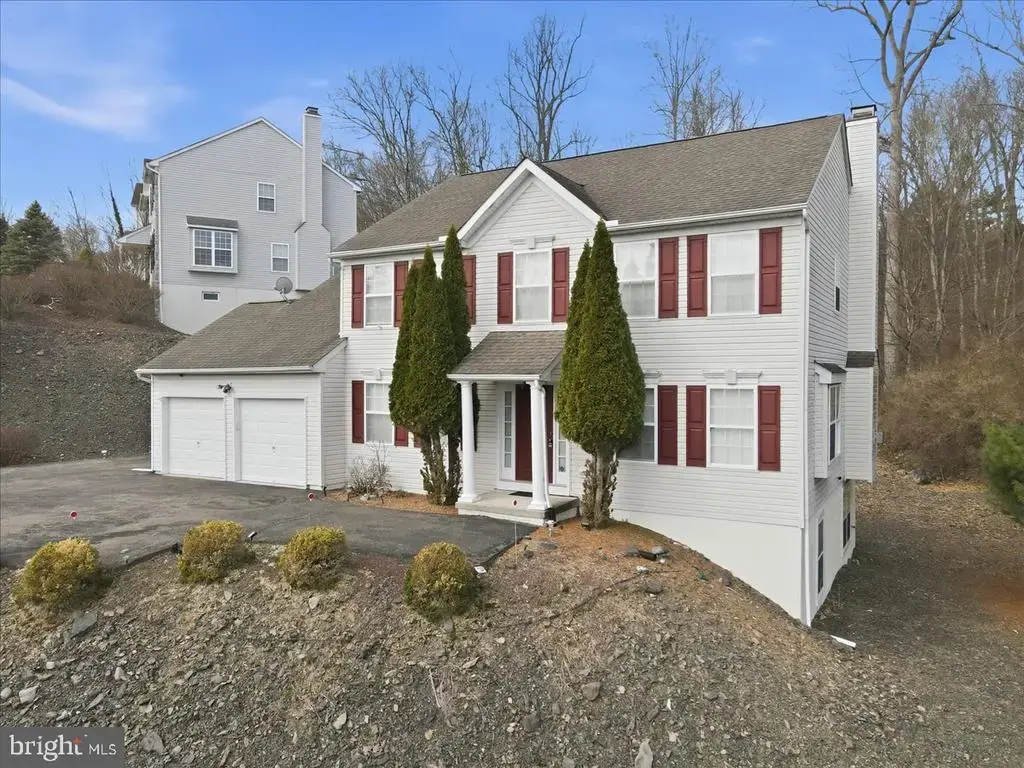 706 Franklin Ct, EAST STROUDSBURG