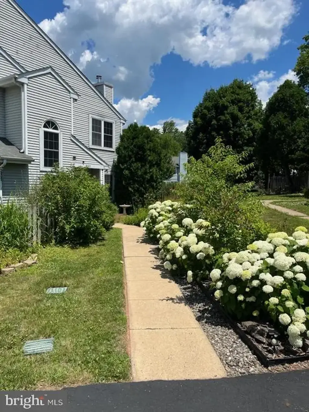 107 Carousel Cir, DOYLESTOWN