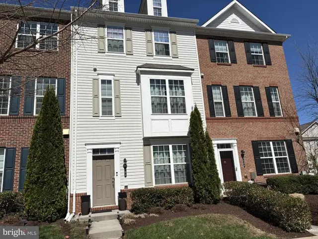 402 Kettle Bottom Dr, Reisterstown