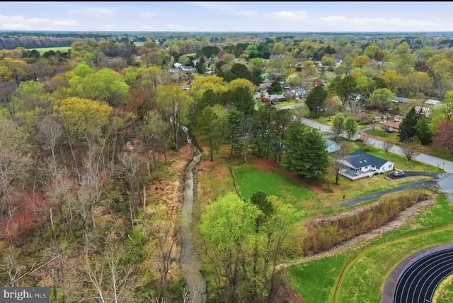 Mecklenburg Ave, Easton