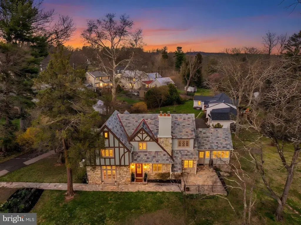 24 Golf View Rd, DOYLESTOWN