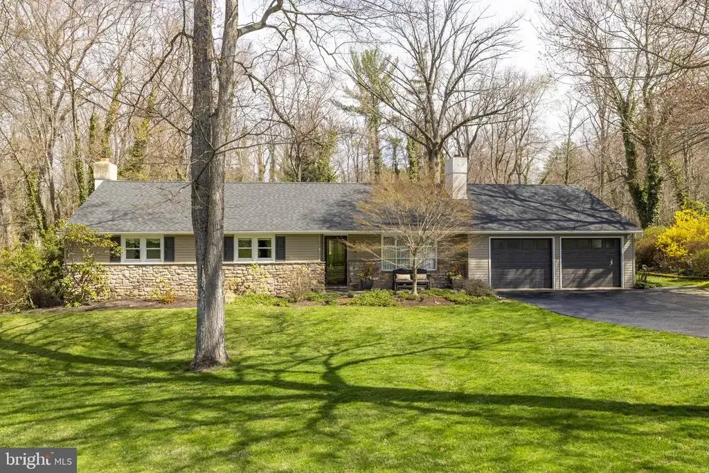 92 Oak Dr, DOYLESTOWN