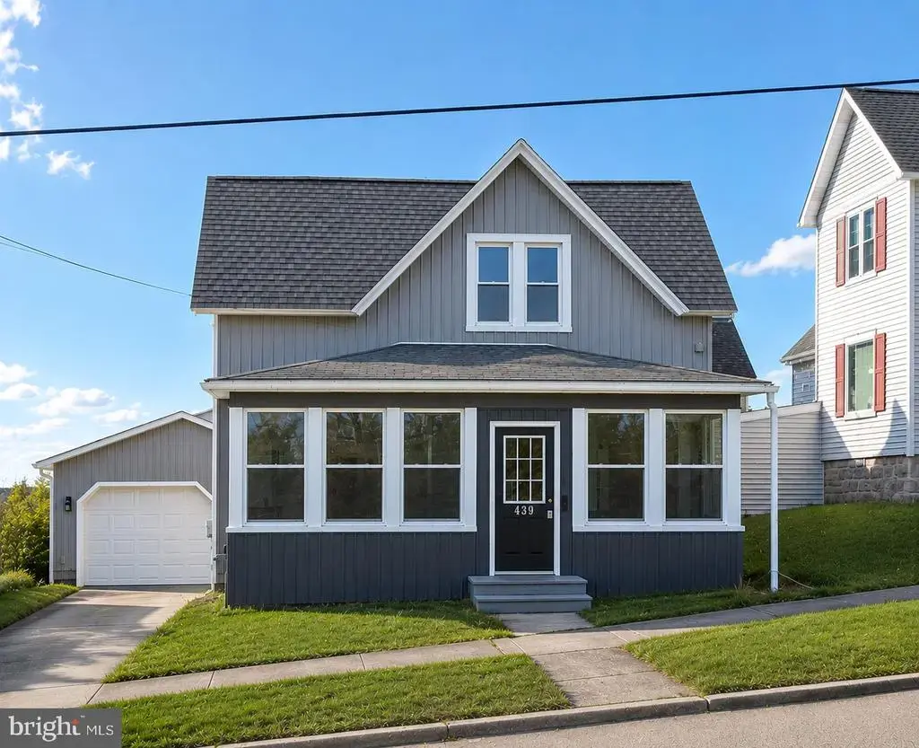 439 Bayard St, KANE
