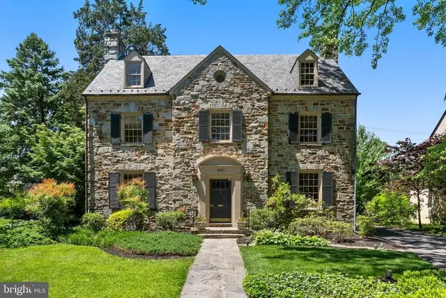 602 Stoneleigh Rd, Baltimore