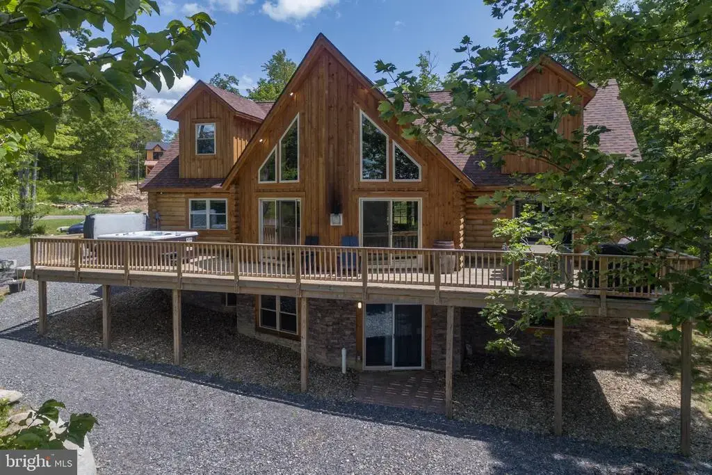 22 Taylor Ln, MC HENRY