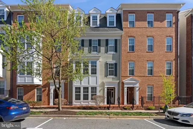 11209 Chase St #67, Fulton