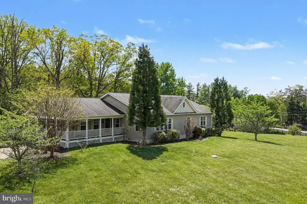 1564 Perry Rd, WINCHESTER