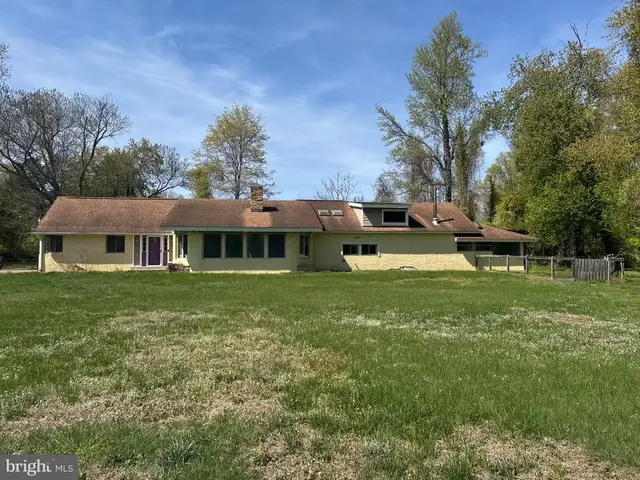 7019 Sheridonna Ln, Alexandria