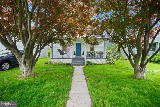 519 Willow Ave, Westminster