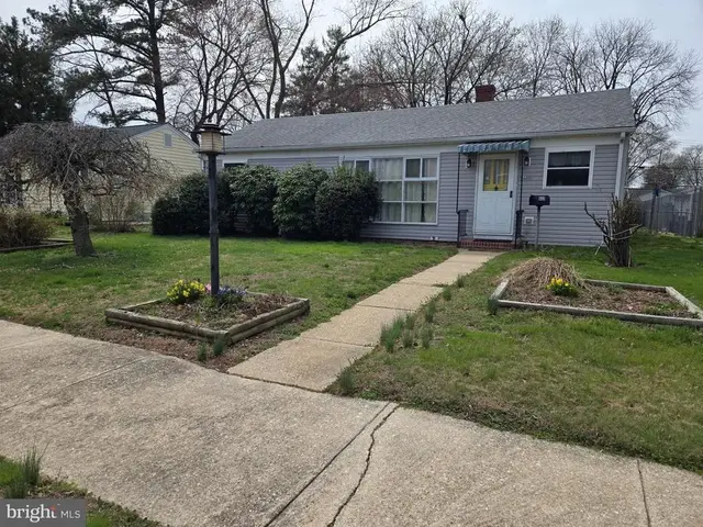 522 Carol St, Dover