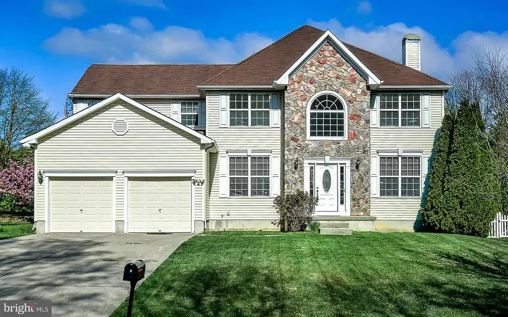 6 Palmer Ct, GLASSBORO