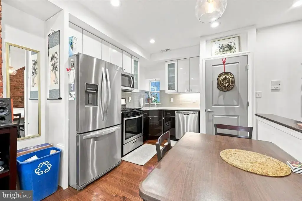 1517 Cambridge St #2, PHILADELPHIA