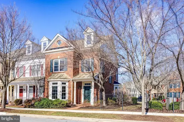 109 Jay Dr, Rockville