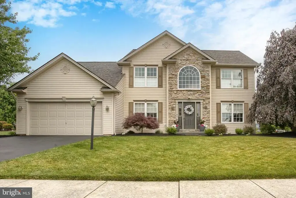 5425 Barbara Dr, MECHANICSBURG